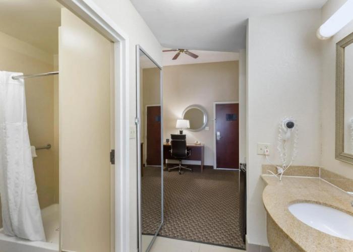 Comfort Suites Columbia Gateway