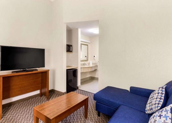 Comfort Suites Columbia Gateway