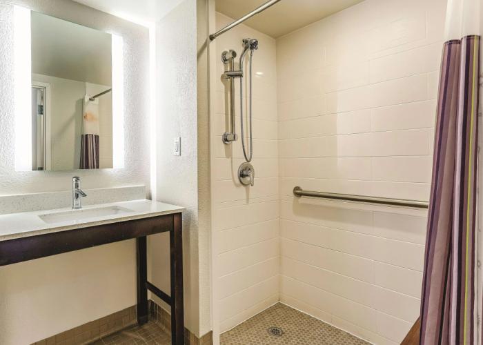 La Quinta Inn & Suites by Wyndham Columbia / Fort Meade