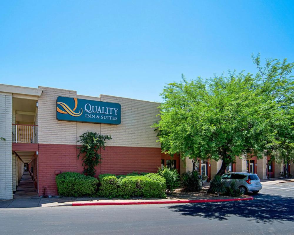 Quality Inn & Suites Phoenix NW - Sun City