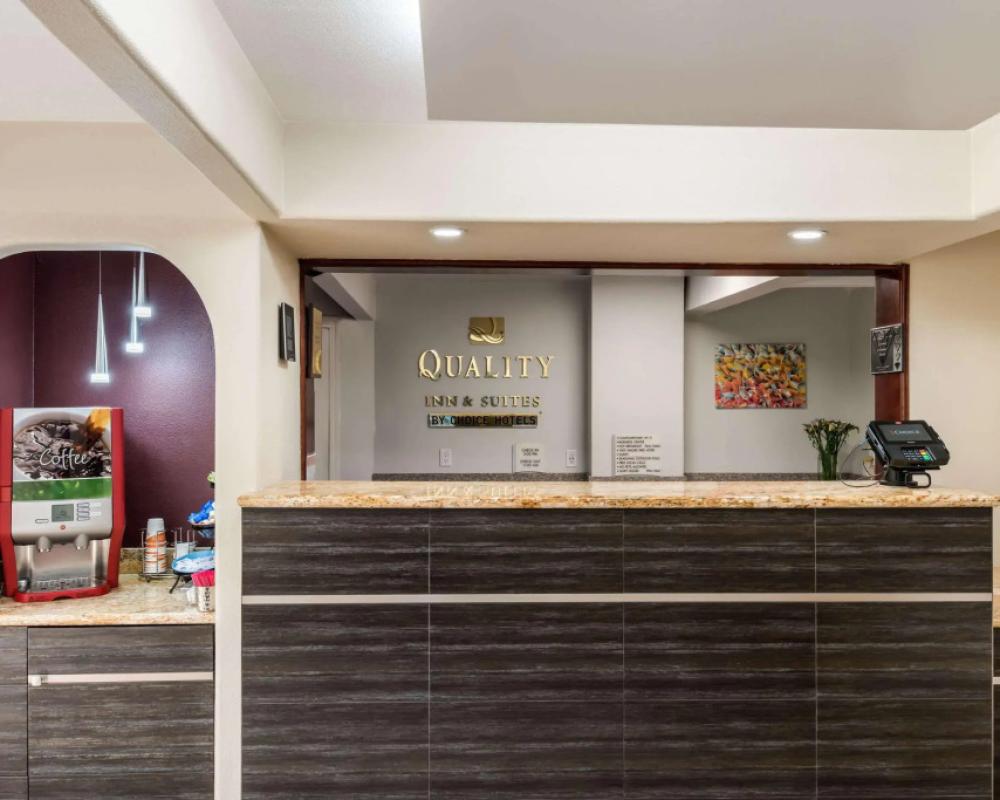 Quality Inn & Suites Capitola By the Sea
