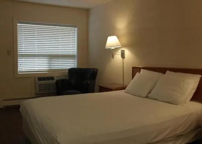 Grand Mountain Lodge
