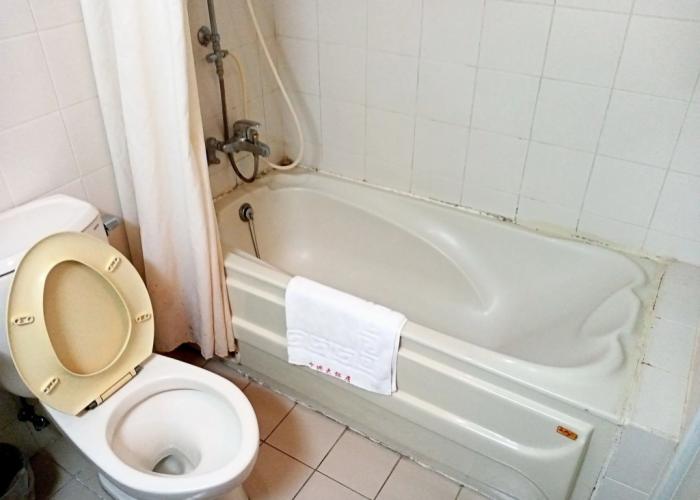 Chungli Business Hotel