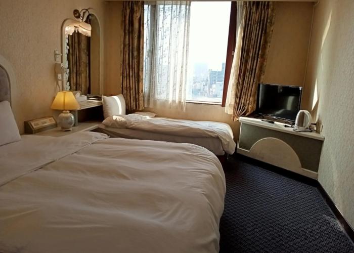 Chungli Business Hotel