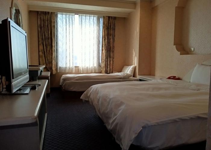 Chungli Business Hotel