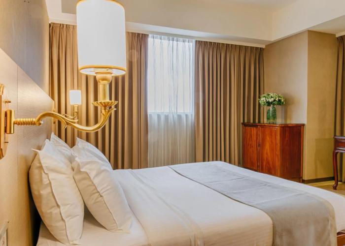 Highness Hotel