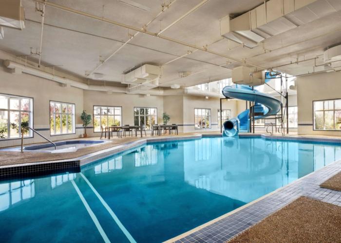Days Inn & Suites by Wyndham Strathmore