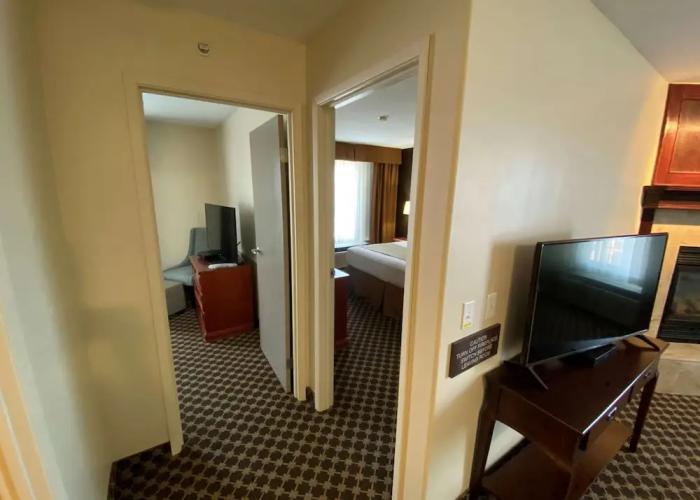 Best Western Strathmore Inn