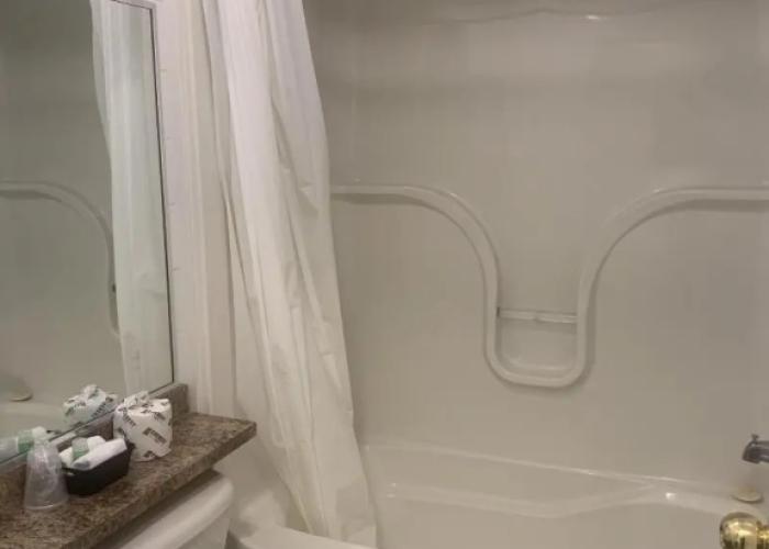 Hotel & Suites Les Laurentides Saint Sauveur