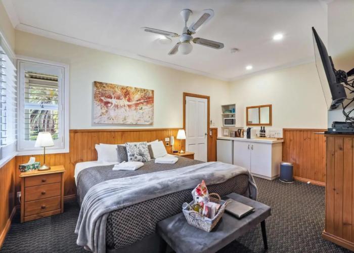 Forest Lodge Resort
