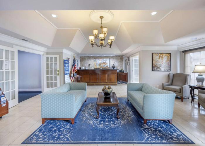 Best Western Spring Hill Inn & Suites