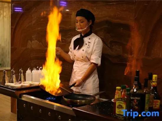 Phoenix Grand Hotel (Xianyang Yangling)