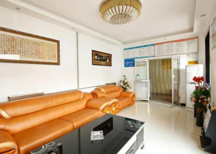 Xunyi cinema business hotel