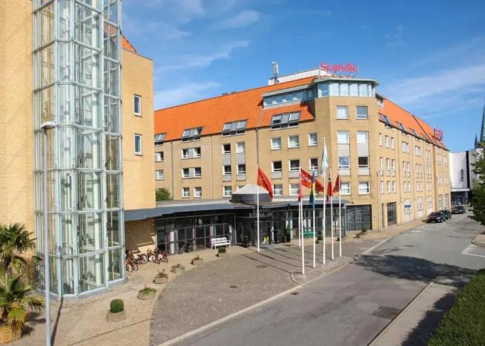 Quality Hotel The Reef