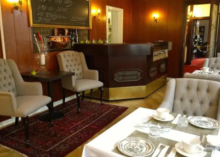 Park Hotel