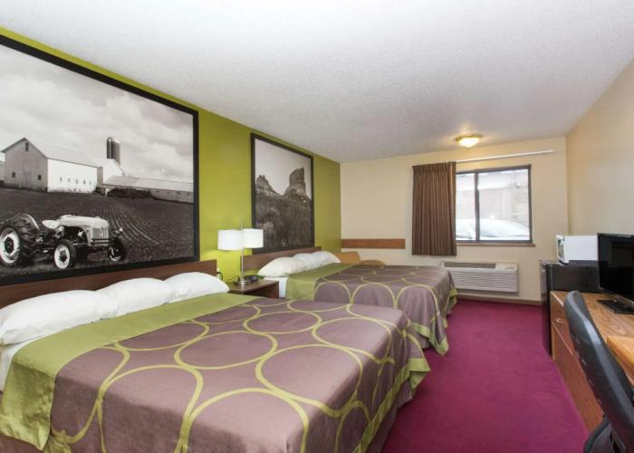 Super 8 by Wyndham Chadron NE