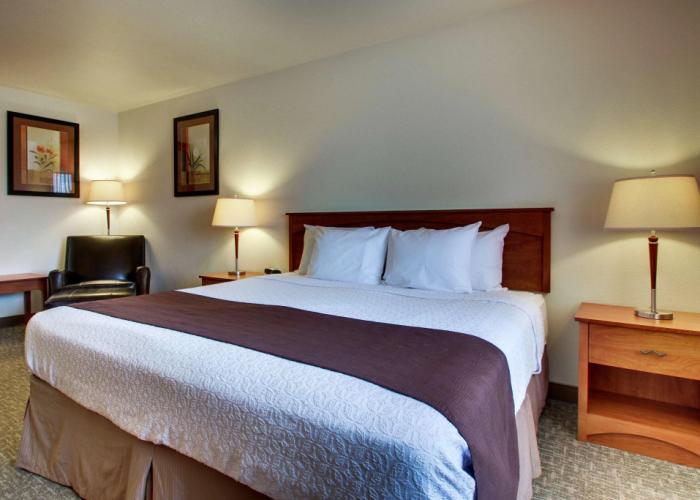 Best Western West Hills Inn