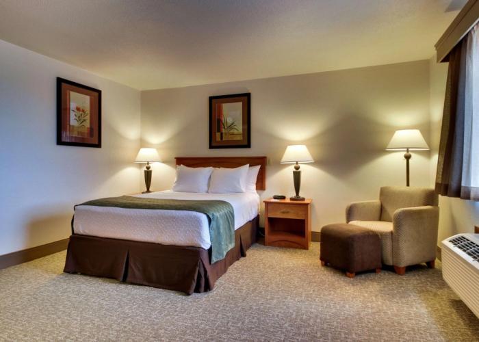 Best Western West Hills Inn