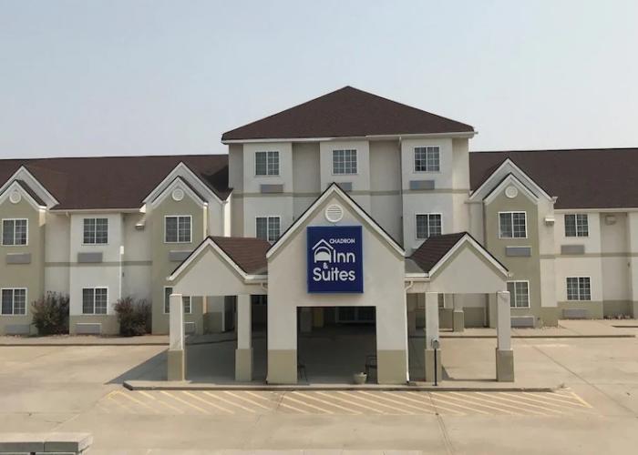 Chadron Inn & Suites