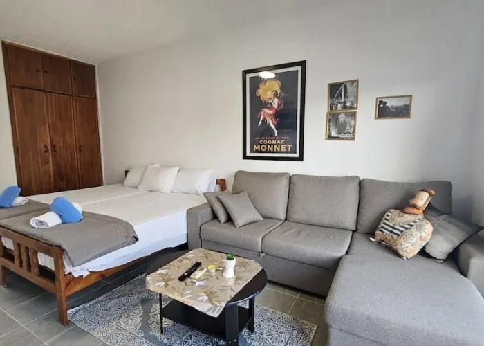 137 AN - Stay ZEA Studio