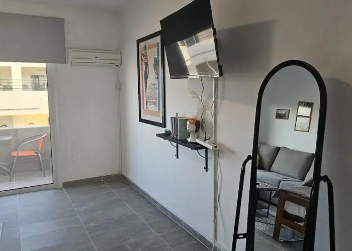 137 AN - Stay ZEA Studio