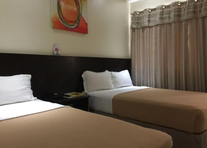Canberry Hotel