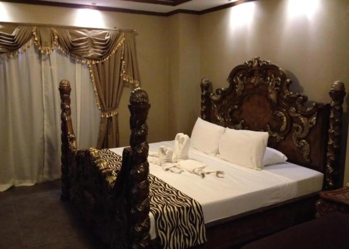 Reddoorz near Landers Superstore Cebu City