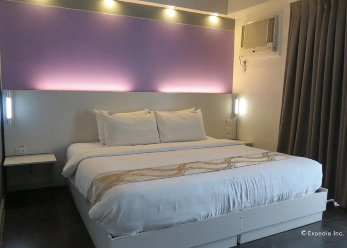 Pillows Hotel