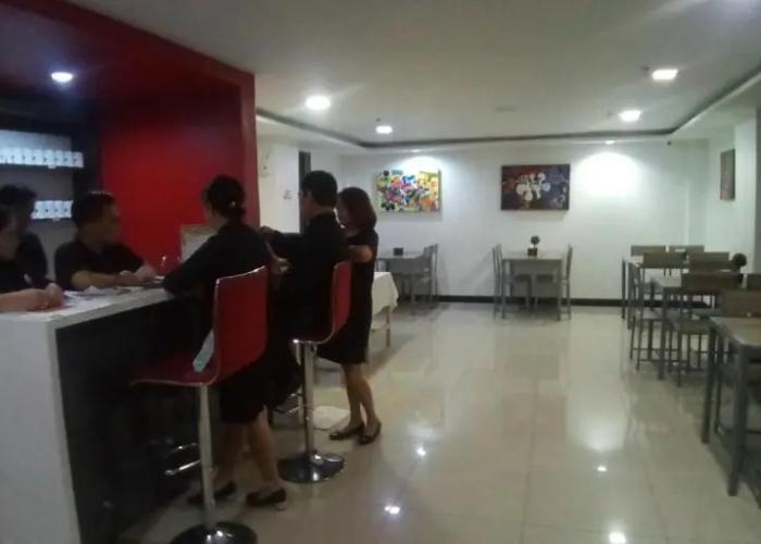 Travelbee Business Inn