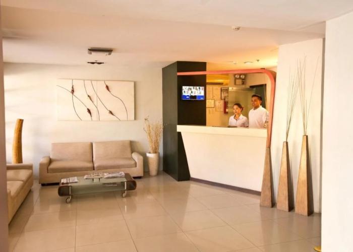 Travelbee Business Inn