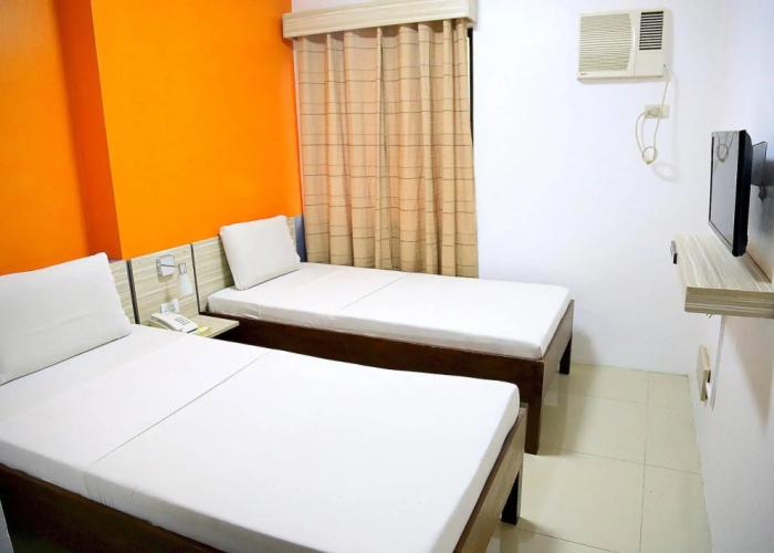 Travelbee Business Inn