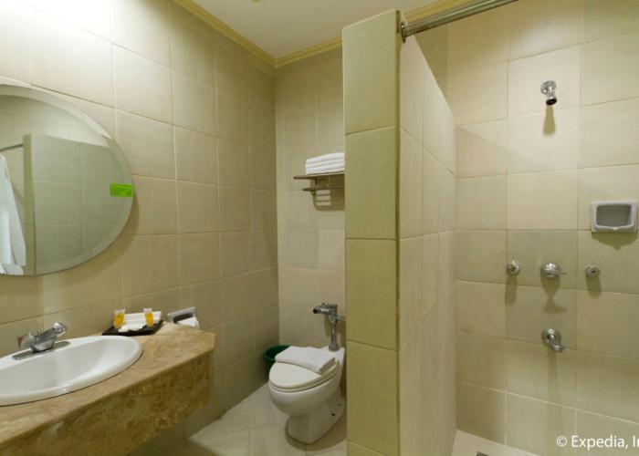 Crown Regency Residences Cebu Hotel