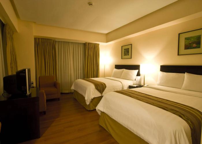 Crown Regency Hotel and Towers