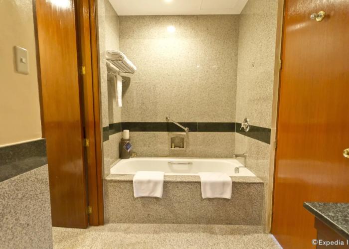 Waterfront Cebu City Hotel & Casino