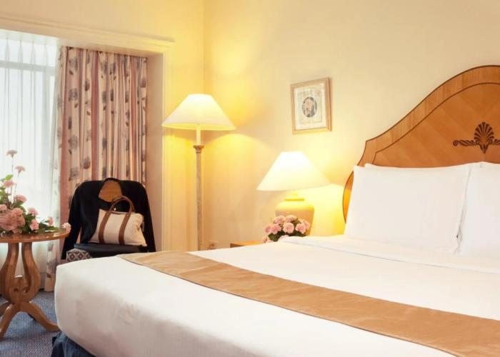 Waterfront Cebu City Hotel & Casino