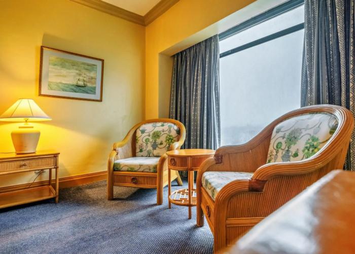 Waterfront Cebu City Hotel & Casino