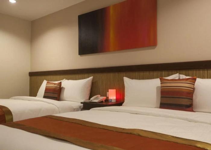 NS Royal Hotel
