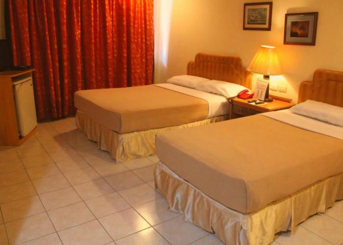 Elegant Circle Inn