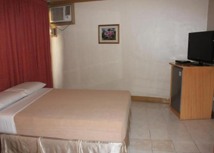Elegant Circle Inn