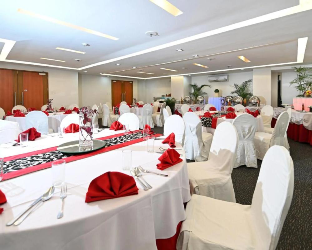 фото St. Mark Hotel