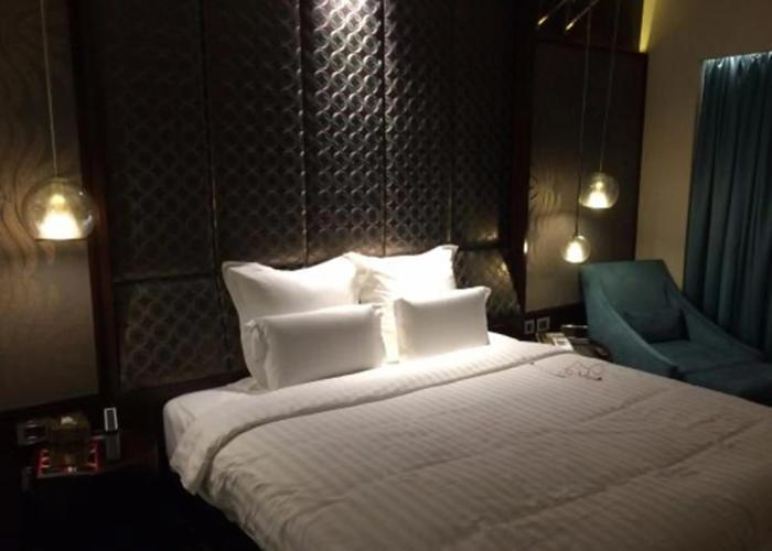 Pullman New Delhi Aerocity Hotel