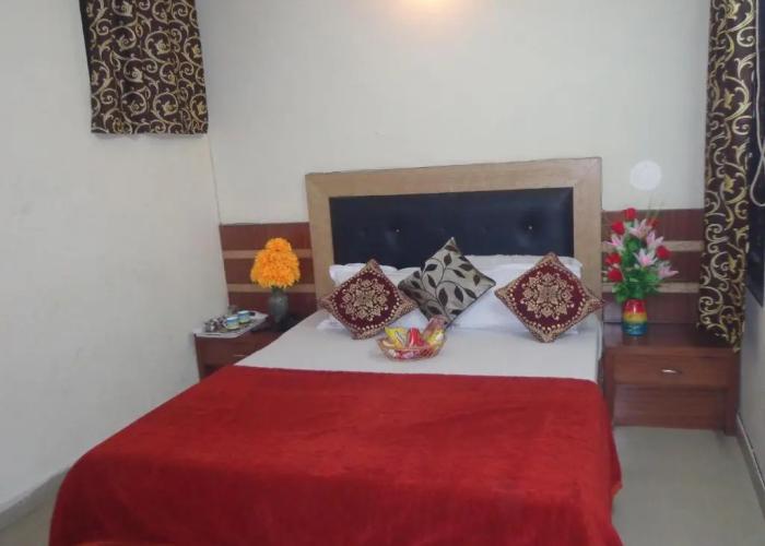 Hotel Darpan Palace