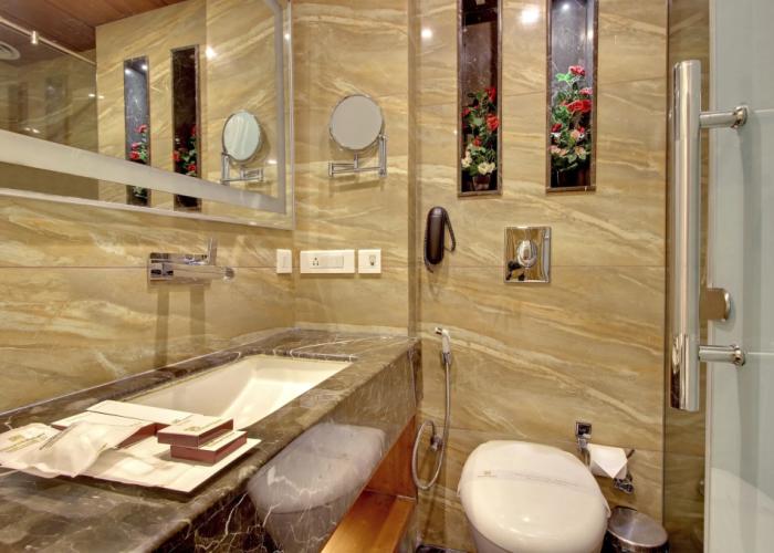 Hotel Swaran Palace