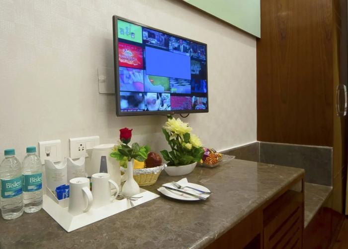 Hotel Swaran Palace