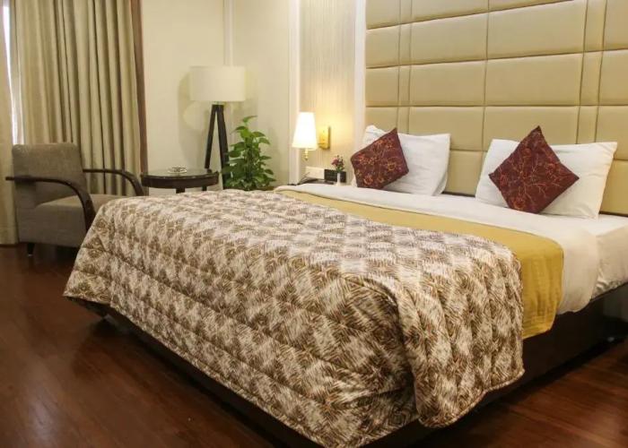Hotel Samrat