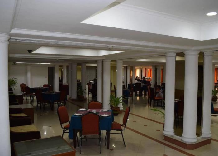 Hotel Samrat