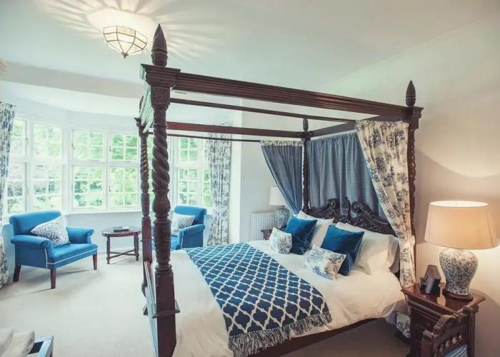 Findon Manor Hotel