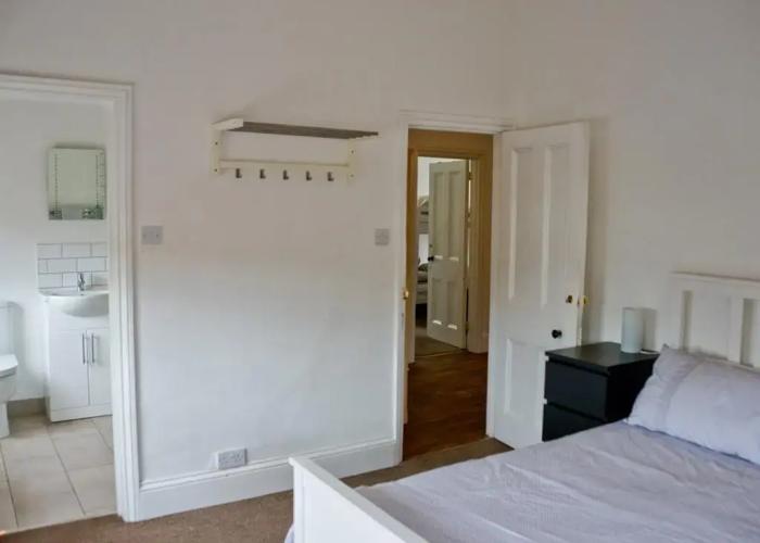 Corner House Apartment