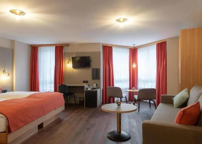 Hotel Alex