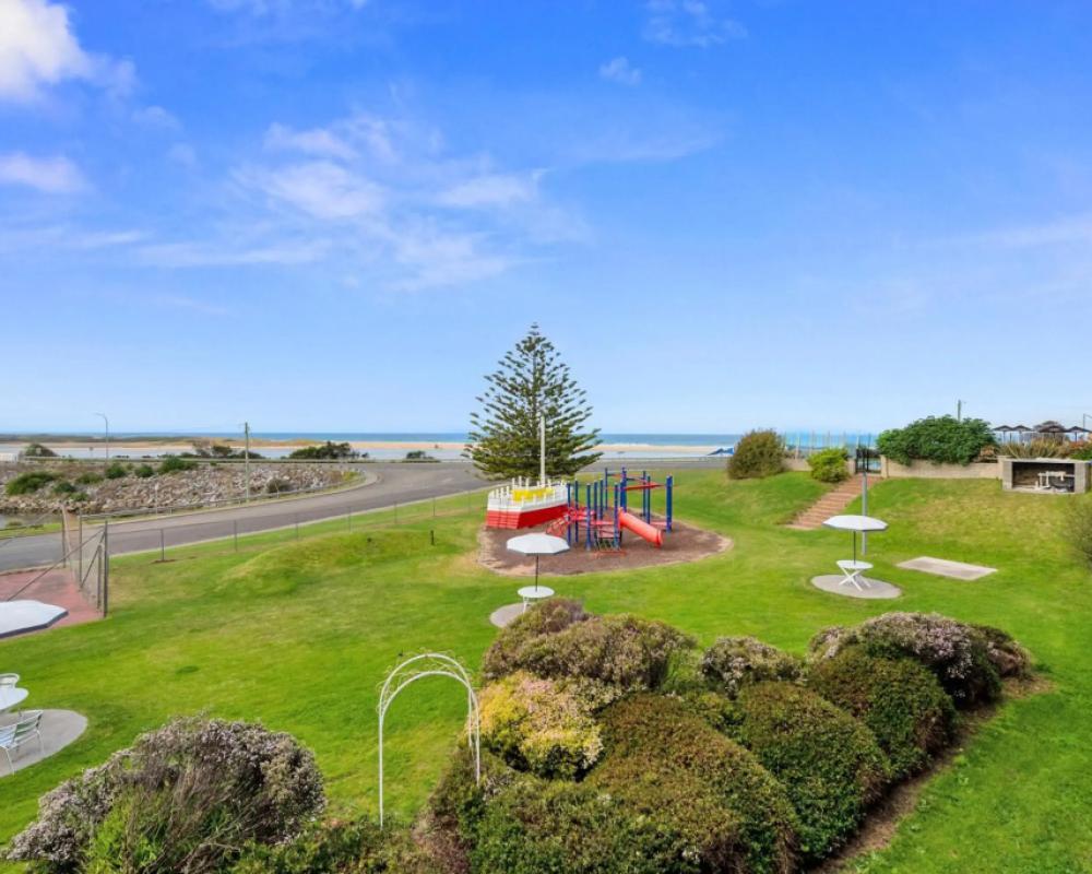 фото Scamander Beach Resort